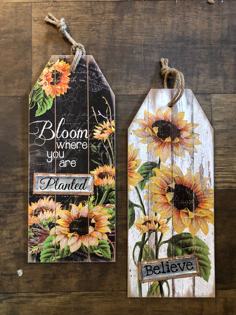 Wood Sunflower Tag Wall