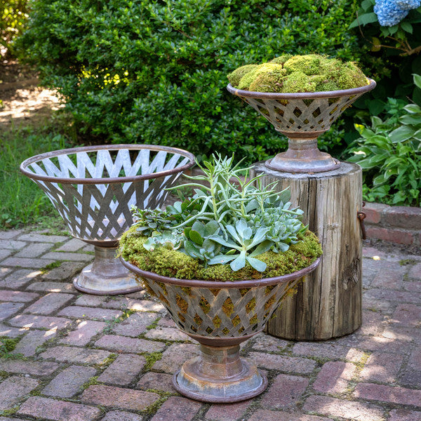 Woven Metal Footed Bowl